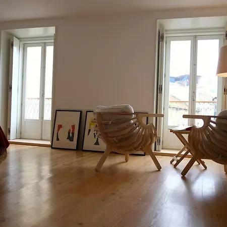 The Late Birds - Gay Urban