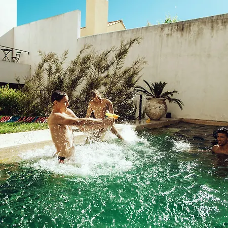 The Late Birds - Gay Urban Gasthof