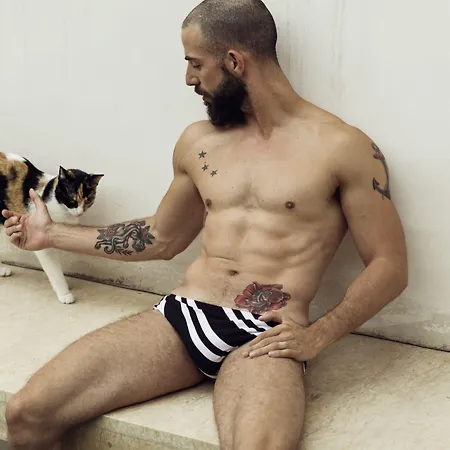 The Late Birds - Gay Urban Gasthof