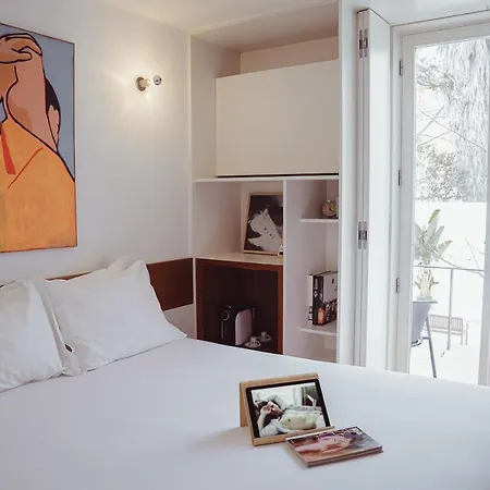 Guest house The Late Birds - Gay Urban 4*
